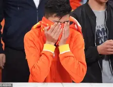 包含山东男篮失利，遭遇连败，士气受挫的词条