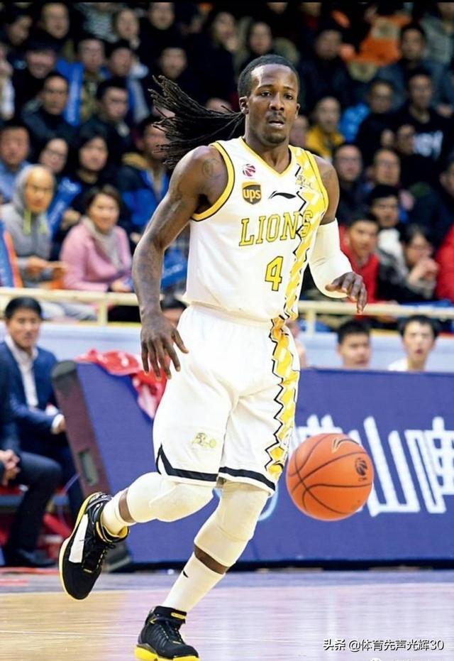 维拉利尔临阵换将，备战对手强弱各异的简单介绍