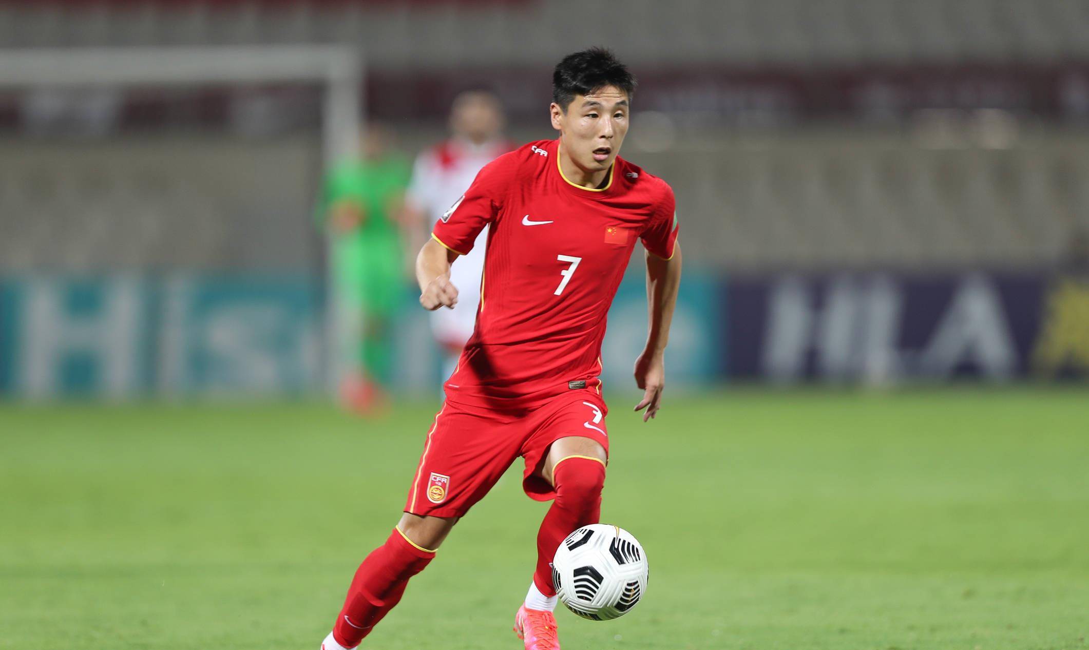 武磊贡献关键进球,助球队取得胜利 武磊贡献关键进球,助球队取得胜利