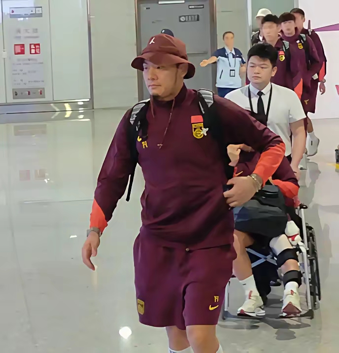 C7娱乐app下载-主教练喊话球员拼尽全力，助球队获胜