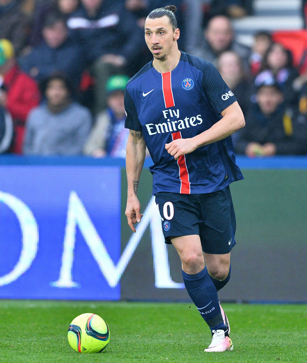 关于阿雅克肖客场取胜，继续压迫法甲领头羊的信息